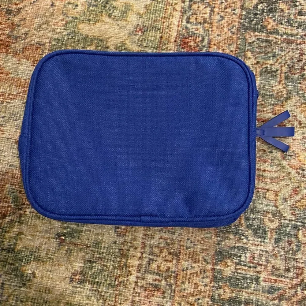 HP✨🎉(NWOT) Lancôme cosmetic bag